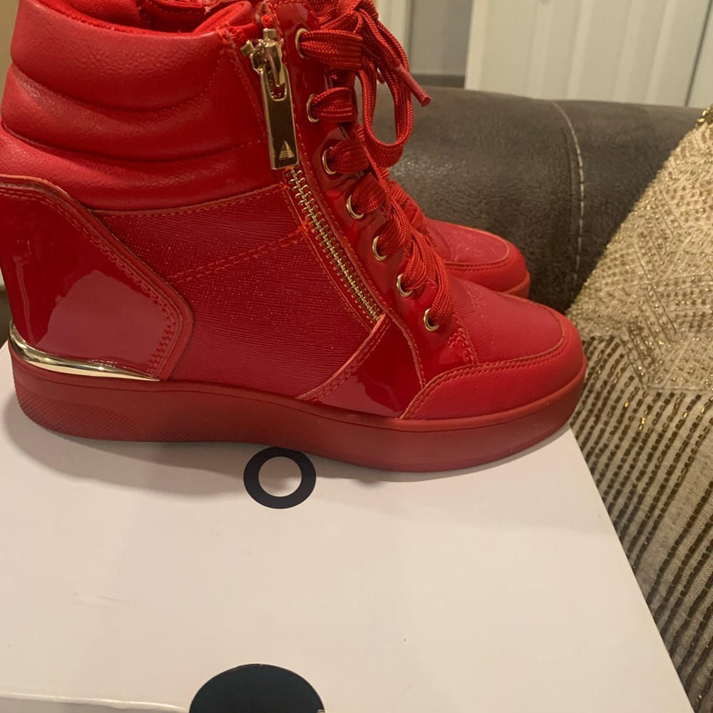 Red High-Top Women's Sneakers Like brand new! View video